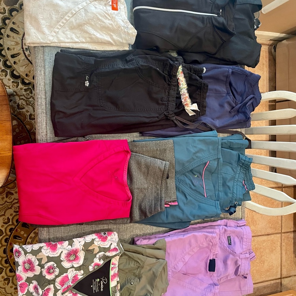 Women's Assorted Clothing Collection